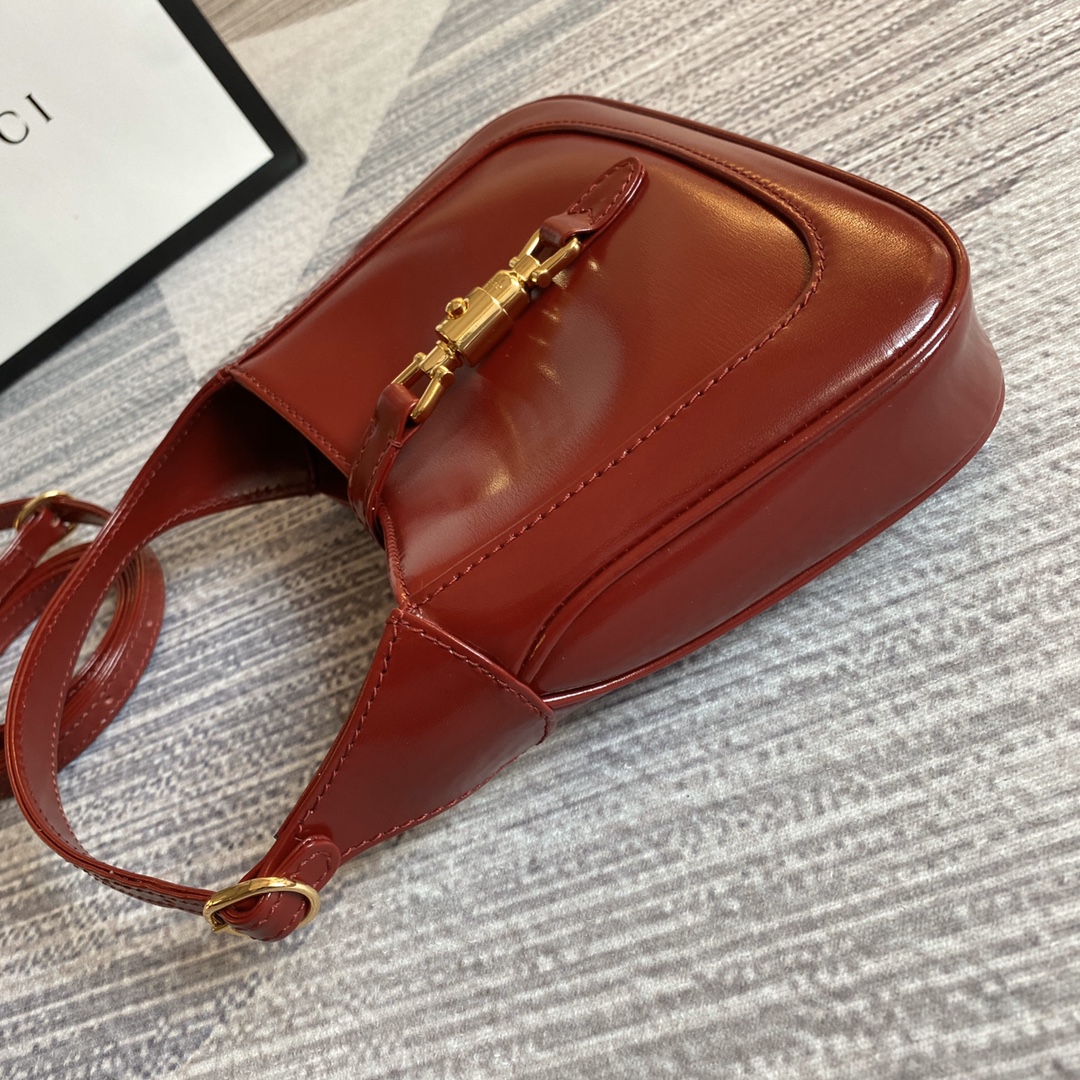 Gucci Jackie 1961 Mini Shoulder Bag 637091 Red